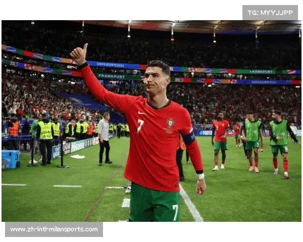 基恩坚定支持C罗 大内期盼他尽快离队寻新机遇