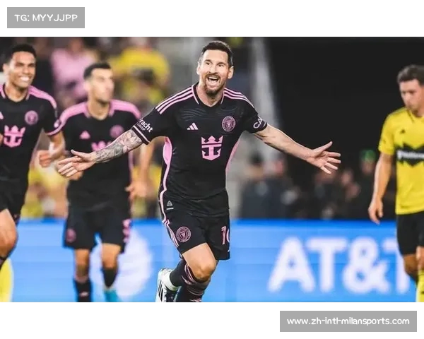 现役足坛球员赞助收入排行榜 C罗梅西领衔成就骄人